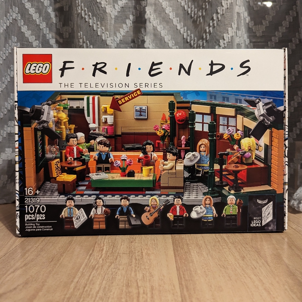 LEGO Friends Central Perk Building Kit/Set